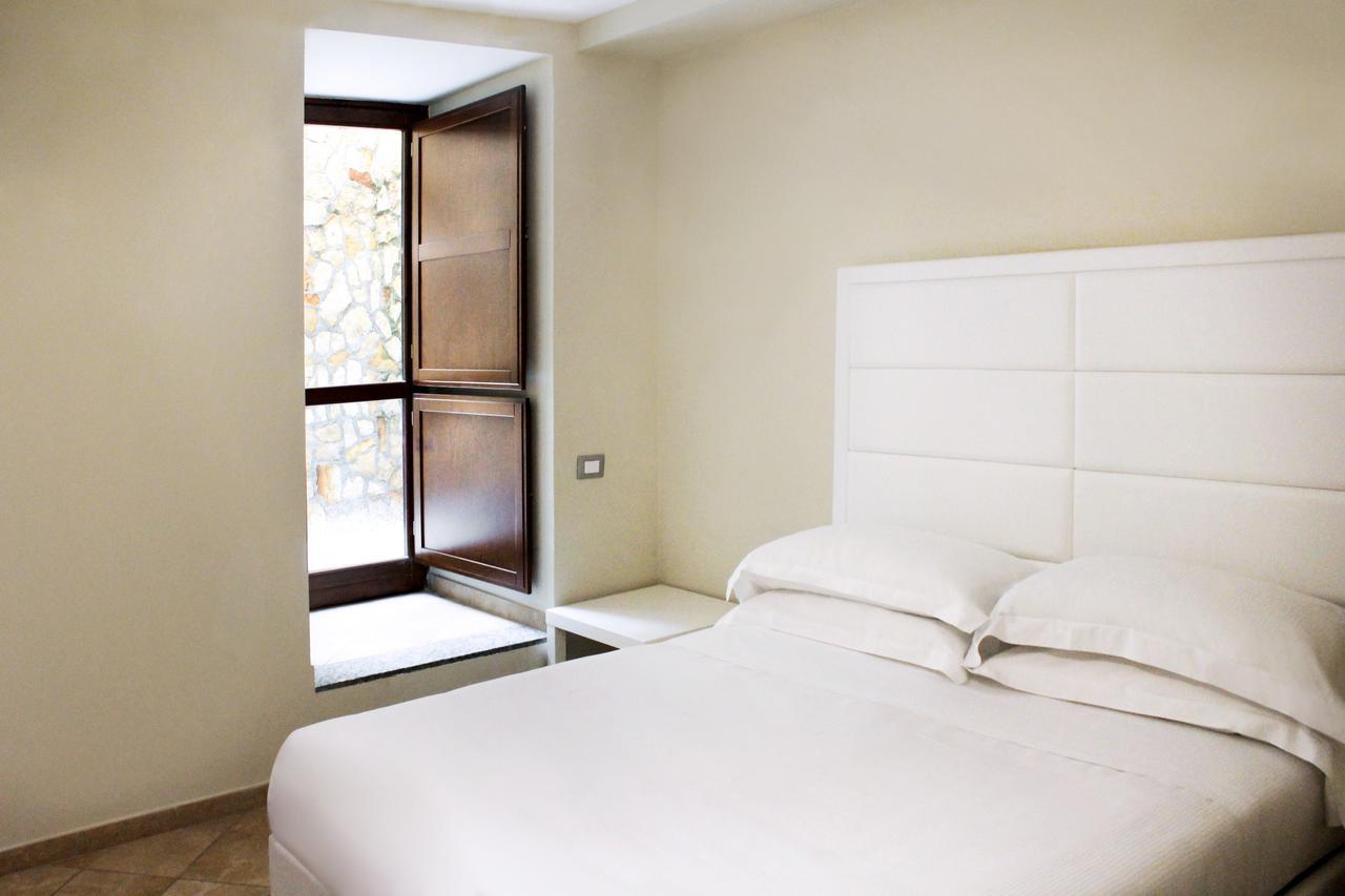 Lhp Suite Rivisondoli Luaran gambar