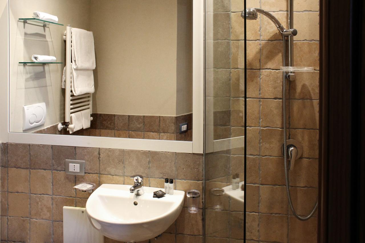 Lhp Suite Rivisondoli Luaran gambar