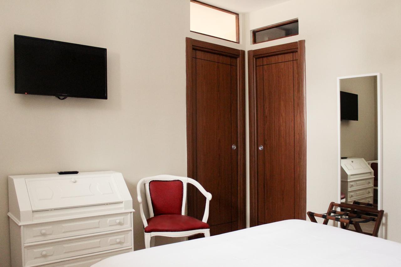 Lhp Suite Rivisondoli Luaran gambar