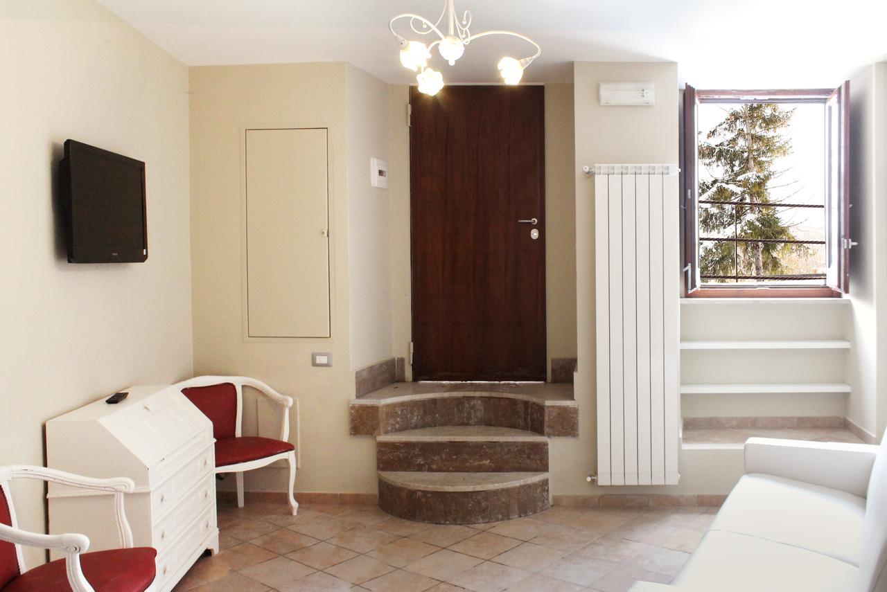 Lhp Suite Rivisondoli Luaran gambar